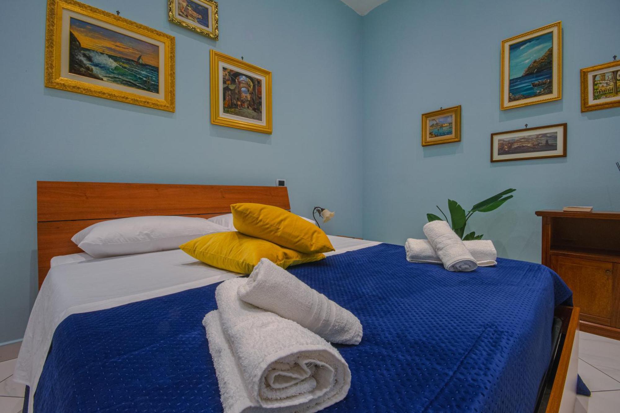 Plebiscito 10 Apartment Naples